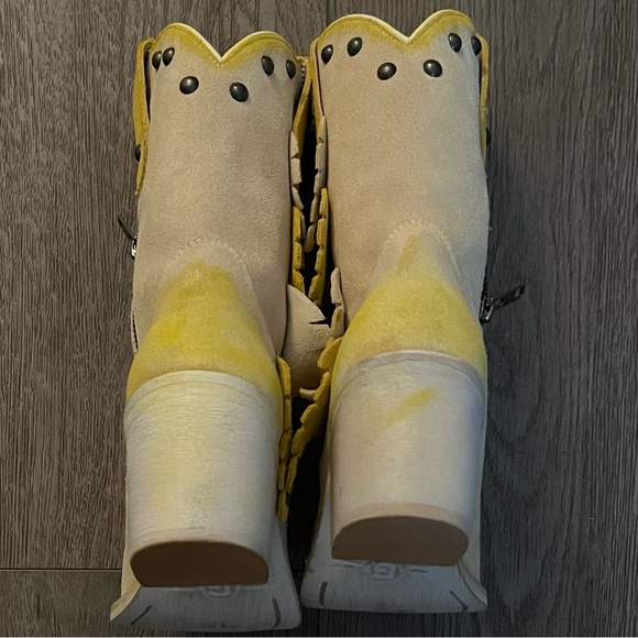 NWOB Circle G Painted Leaf Studded Western Cowgirl Boots Size 5 - Picture 8 of 11